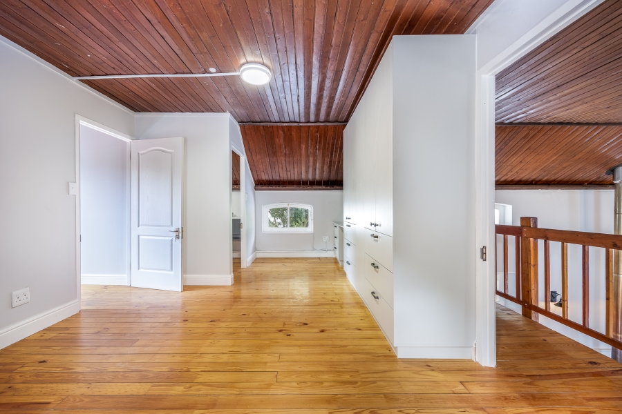 3 Bedroom Property for Sale in Hoog En Droog Western Cape